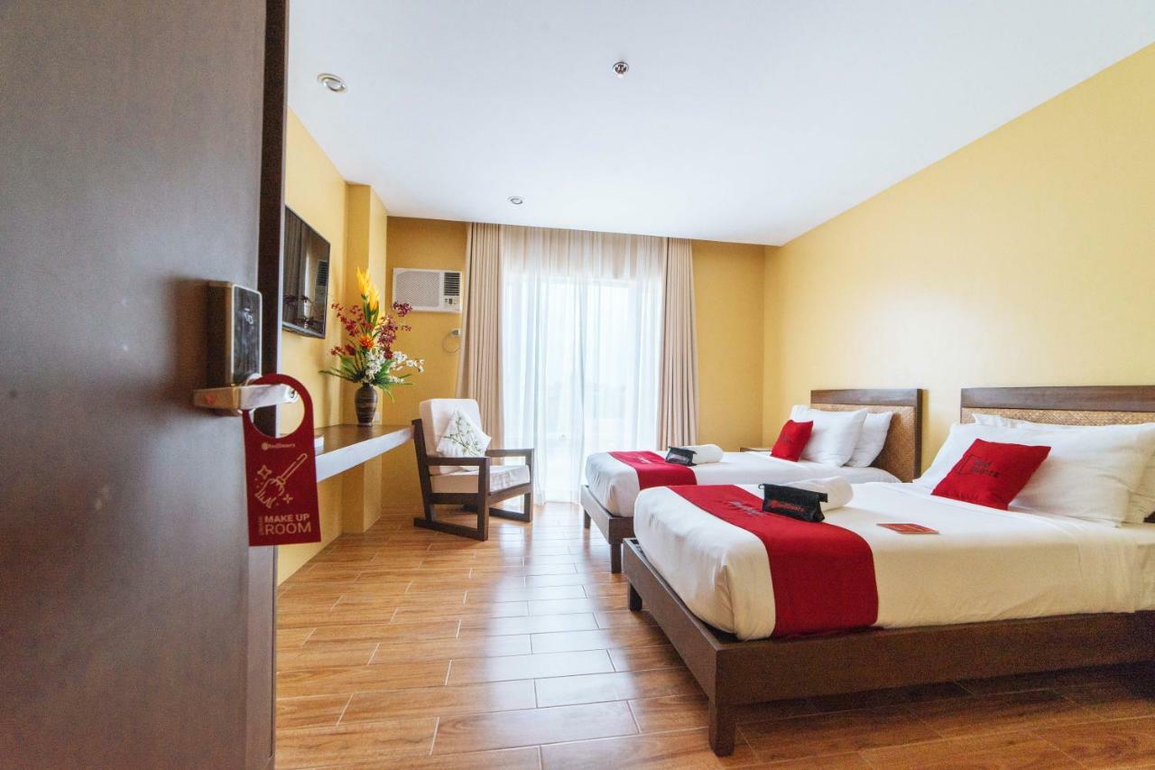 Reddoorz Premium Near Health Centrum Banica Рохас Сити Екстериор снимка
