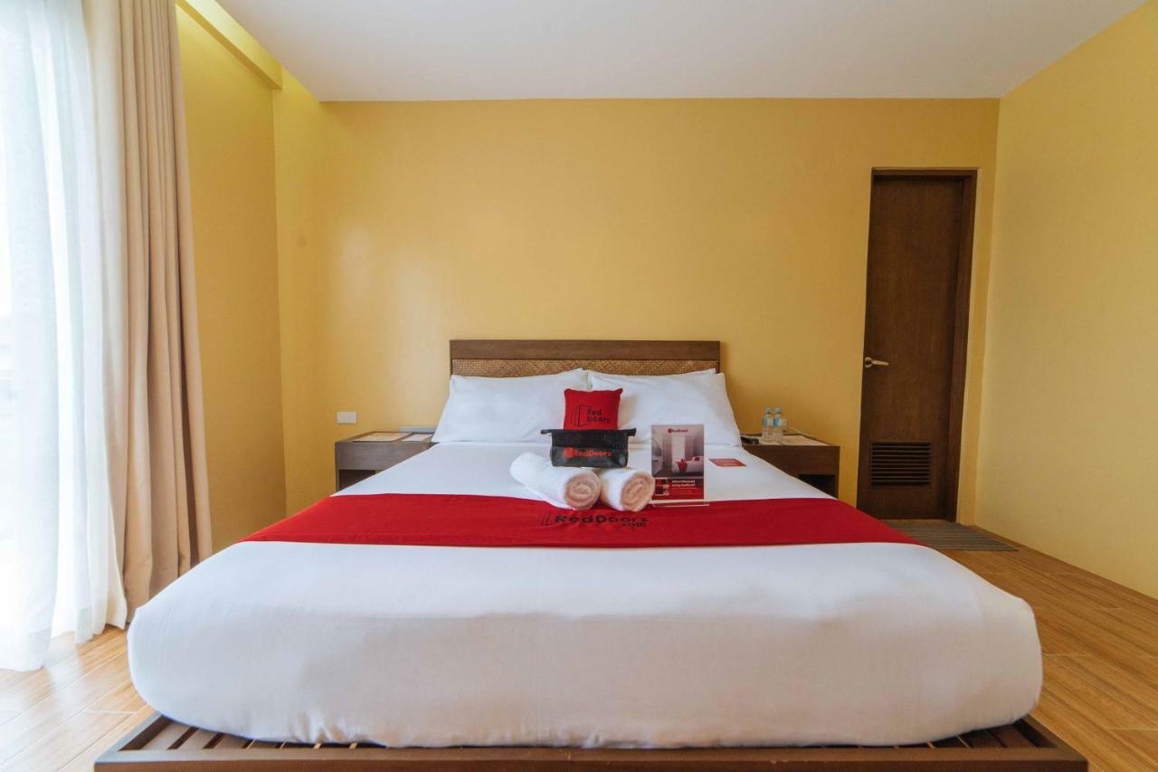 Reddoorz Premium Near Health Centrum Banica Рохас Сити Екстериор снимка