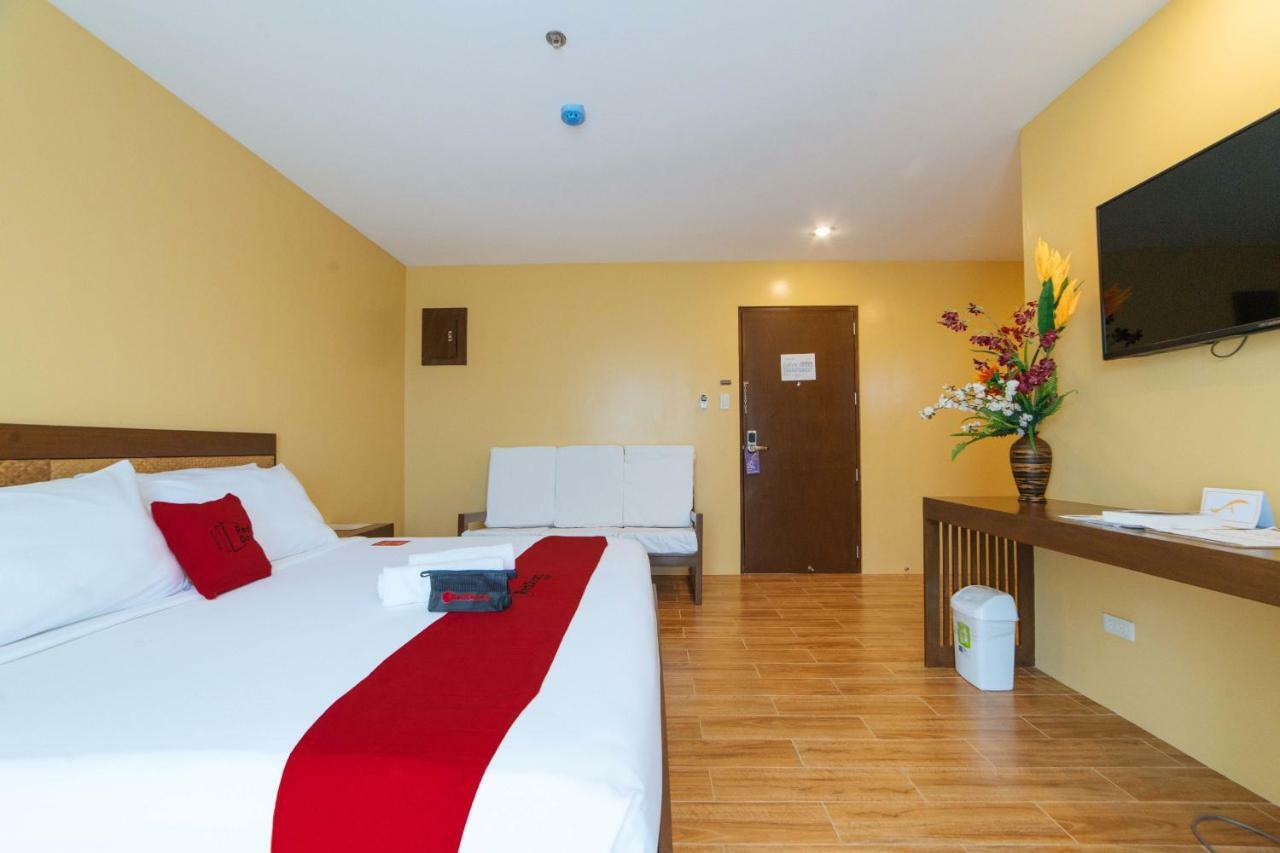 Reddoorz Premium Near Health Centrum Banica Рохас Сити Екстериор снимка