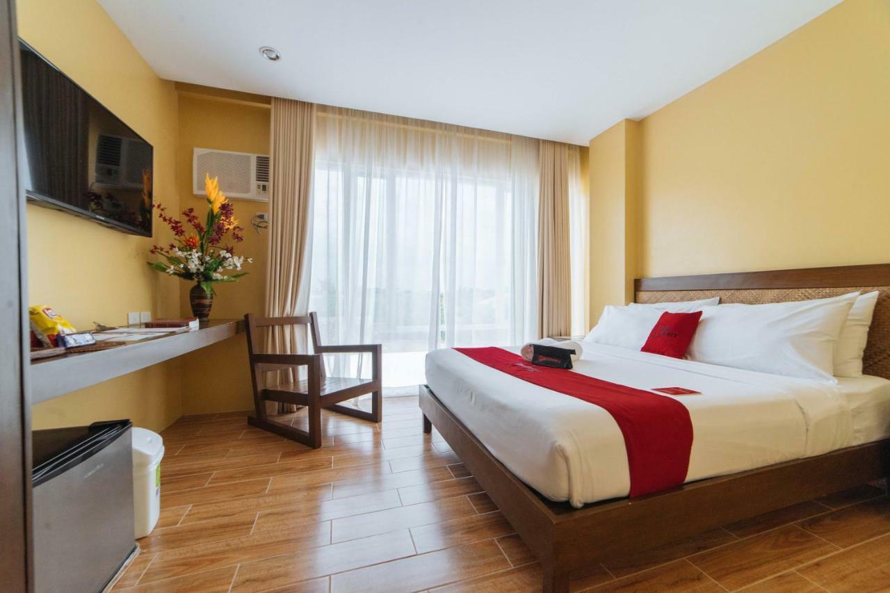 Reddoorz Premium Near Health Centrum Banica Рохас Сити Екстериор снимка