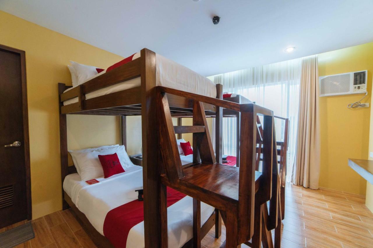 Reddoorz Premium Near Health Centrum Banica Рохас Сити Екстериор снимка