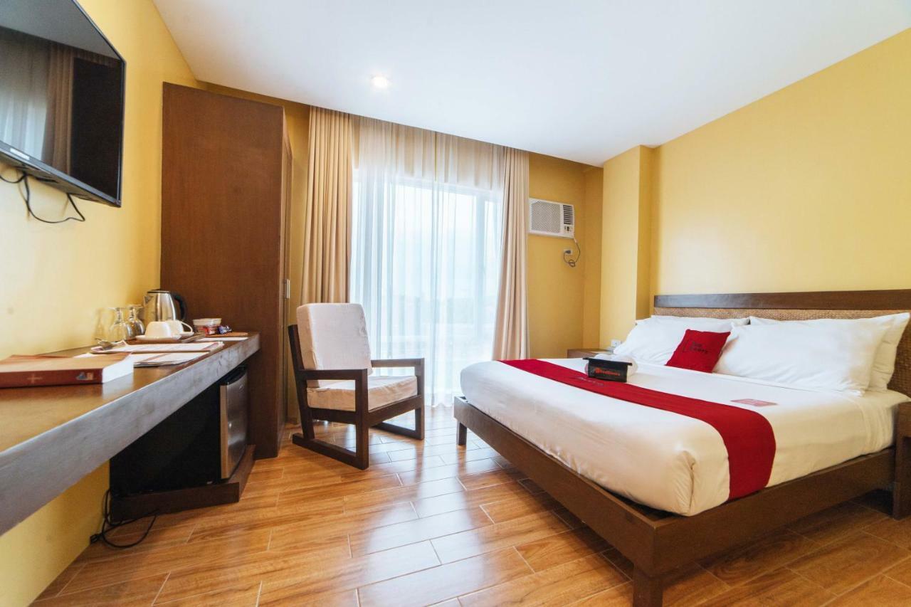 Reddoorz Premium Near Health Centrum Banica Рохас Сити Екстериор снимка